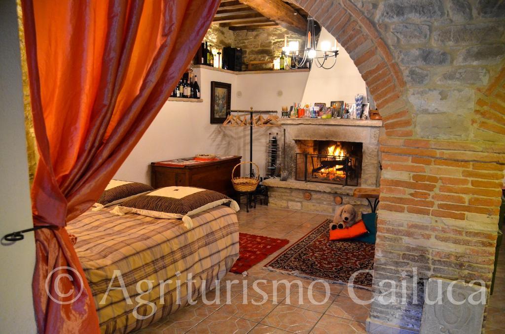 Agriturismo Cailuca Pietralunga  Zimmer foto